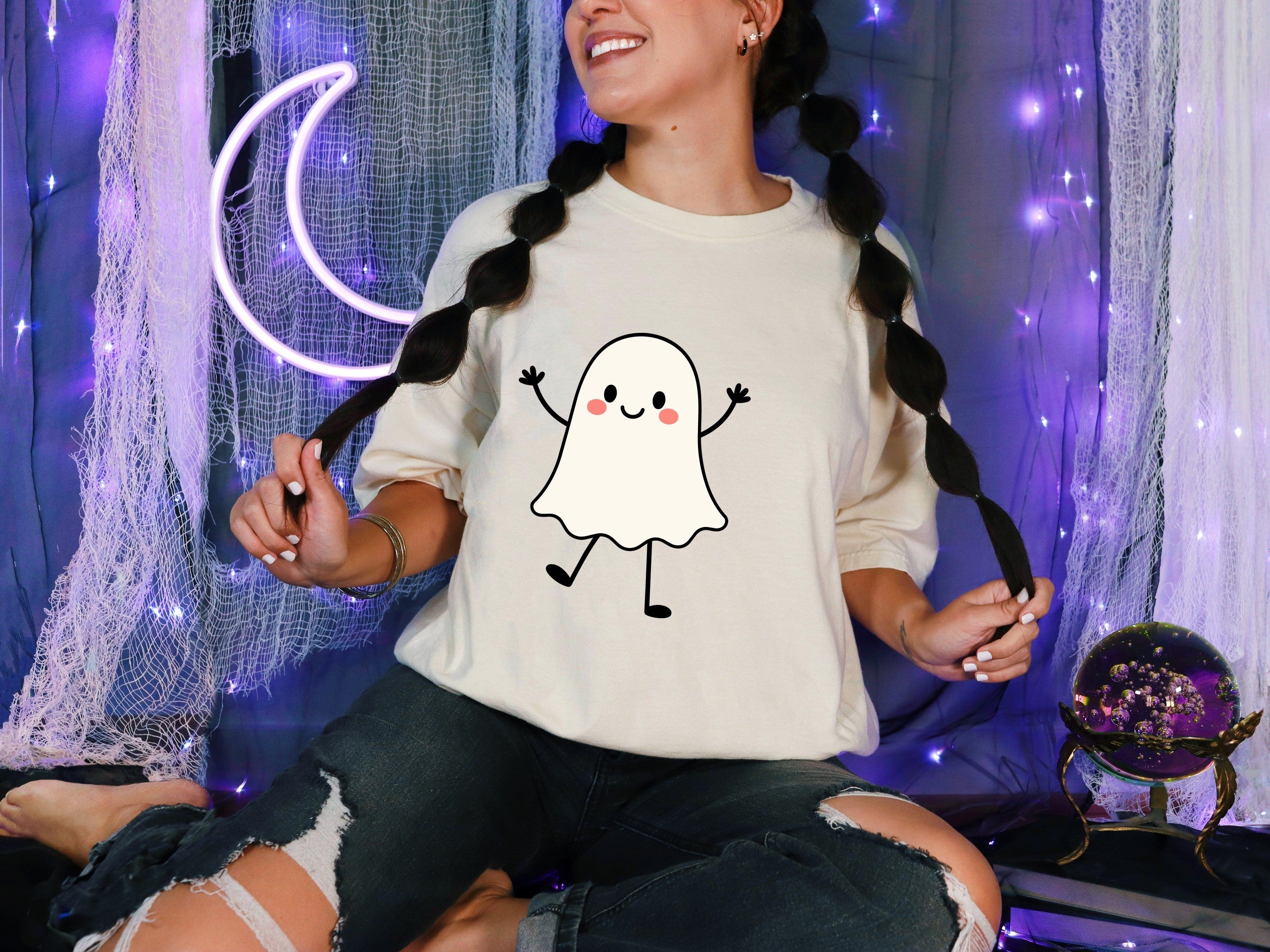 Friendly Waving Ghost — friendly-waving-ghost_CC1717Ivory01.jpg